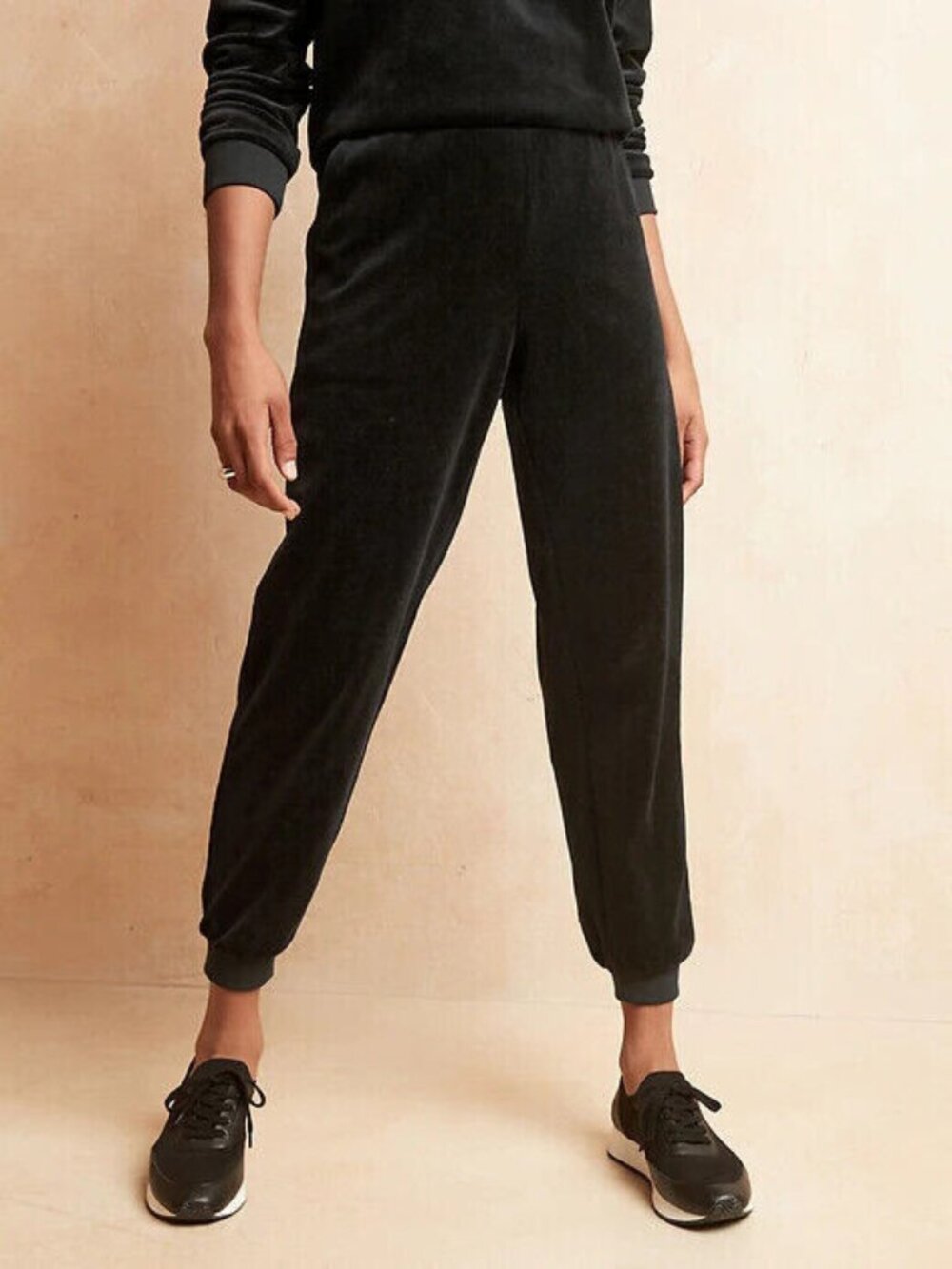 New Banana Republic Pants Black Size XL Jogger Velour Polyester Blend pockets
